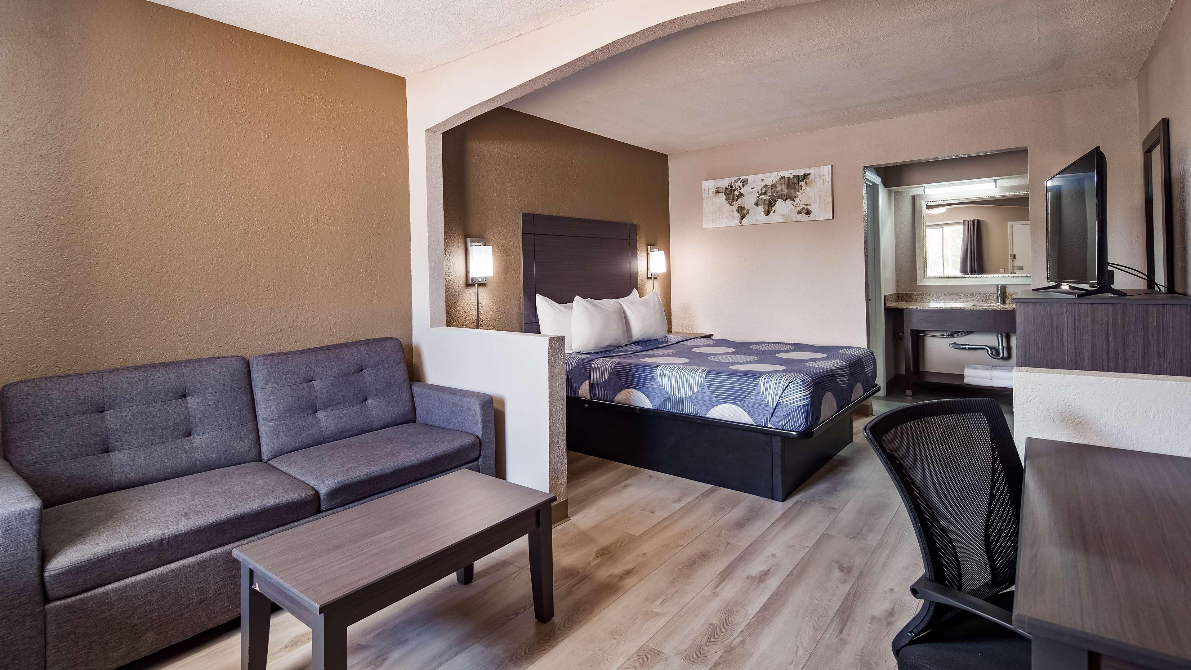ชัวร์สเตย์ โฮเต็ล บาย เบสต์เวสเทิร์น โอเลทา Hotel โอเลเธอ ภายนอก รูปภาพ